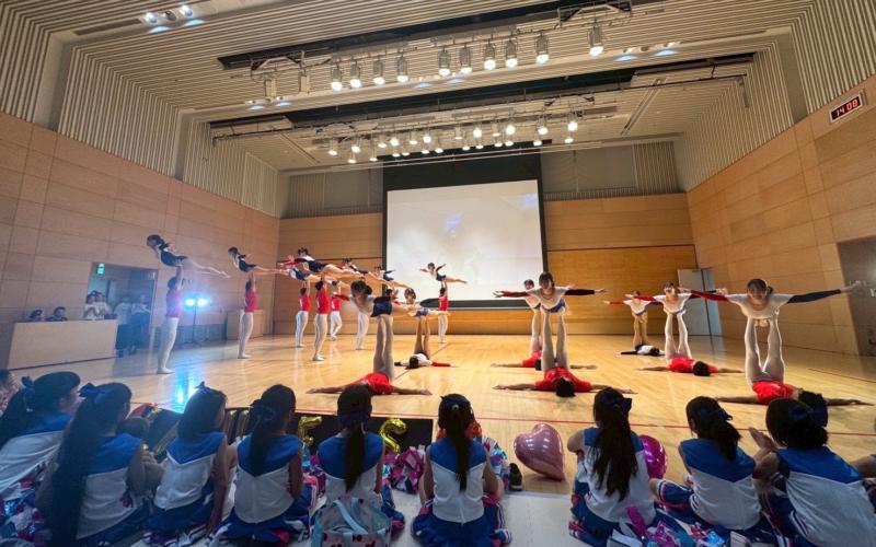 9E052549-5618-43D8-B2BD-25FD6BCC5E7E